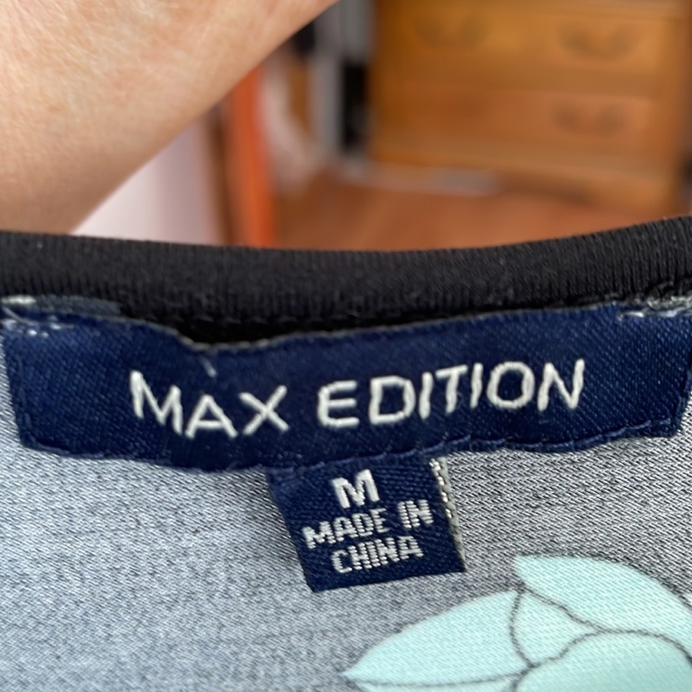 Max Edition Dress - Picture 5 of 6
